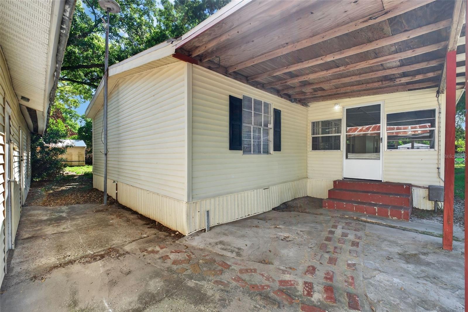 Image 60 of 79 For 214 Canova Drive