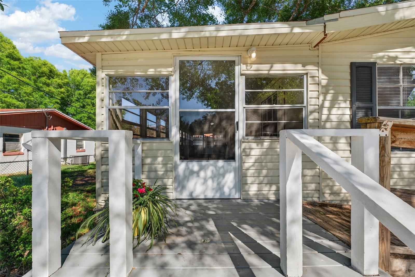 Image 7 of 79 For 214 Canova Drive