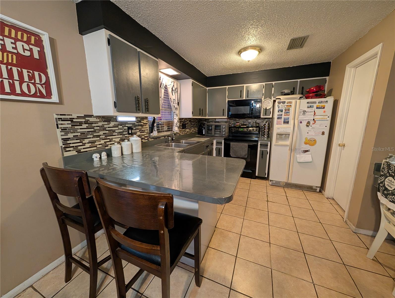 Image 10 of 33 For 2256 Greenway Place