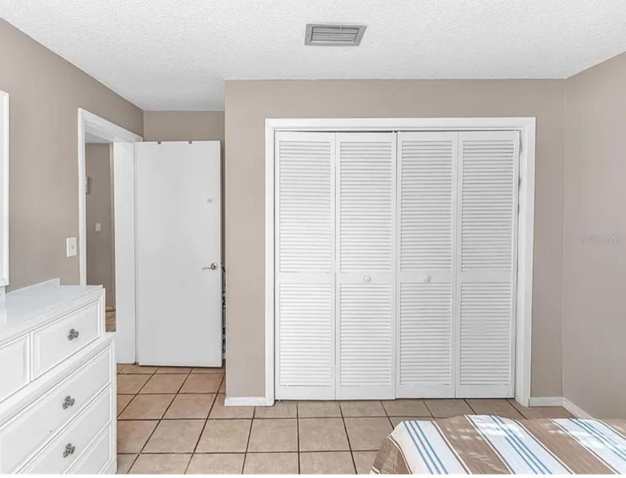 Image 18 of 33 For 2256 Greenway Place