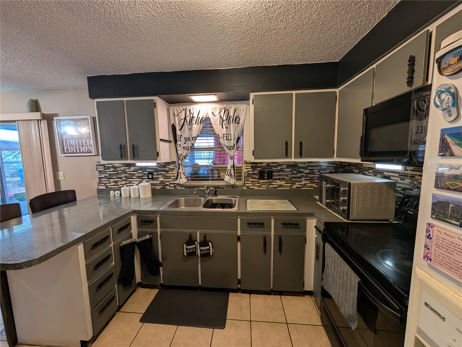 Image 7 of 33 For 2256 Greenway Place