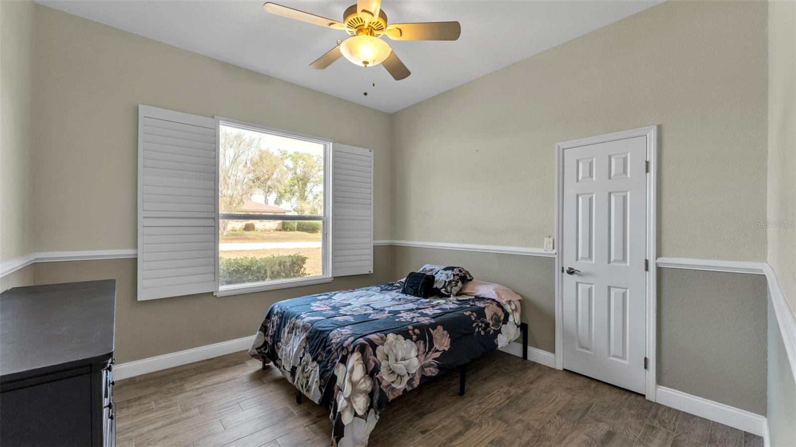 Image 21 of 38 For 629 Orange Valley Lane