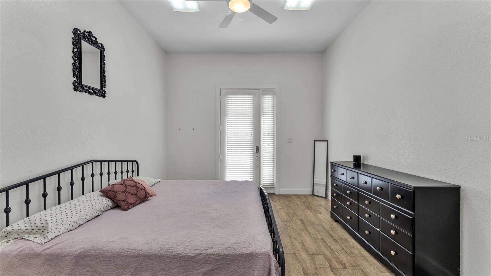 Image 26 of 38 For 629 Orange Valley Lane