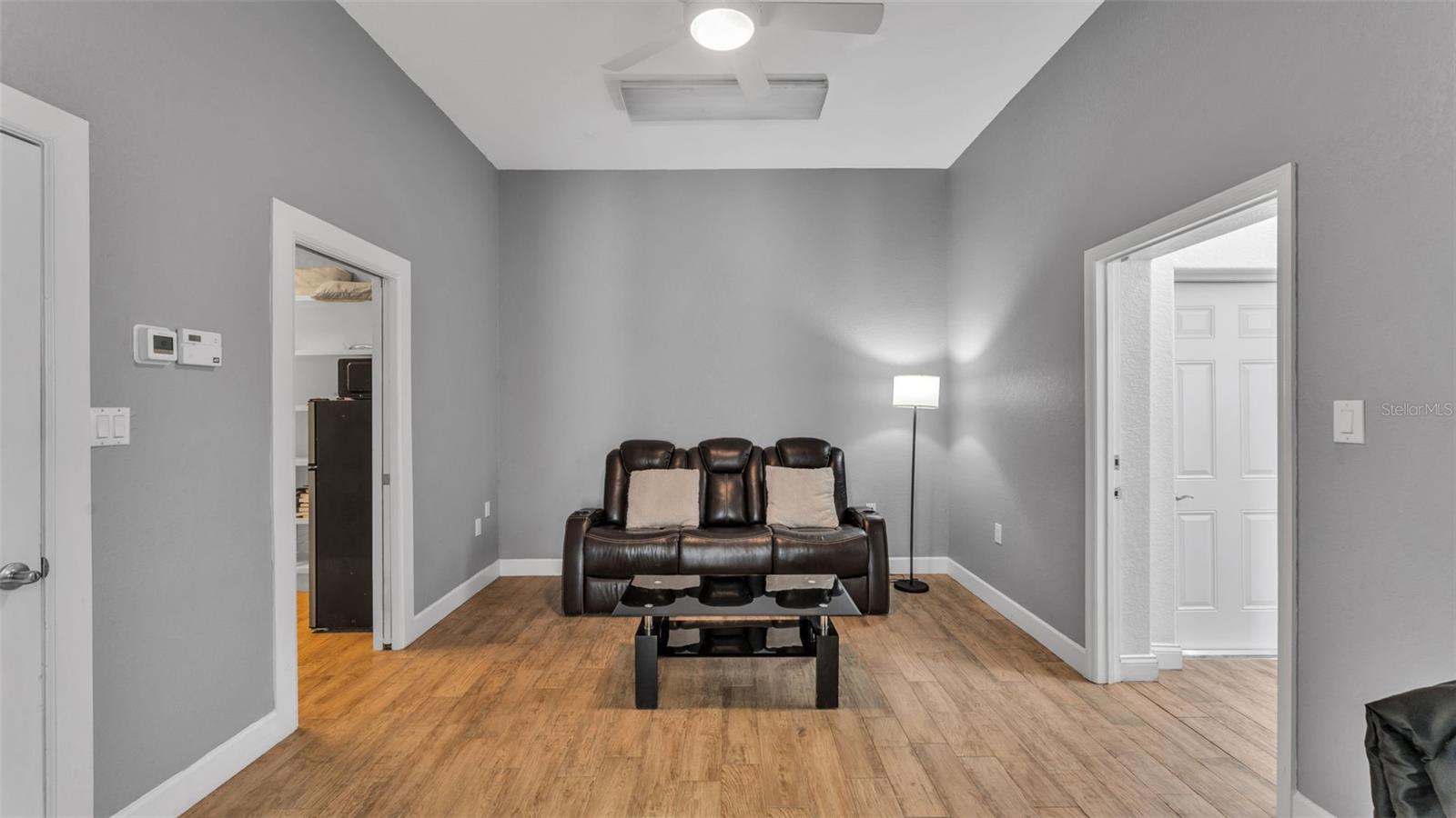 Image 28 of 38 For 629 Orange Valley Lane