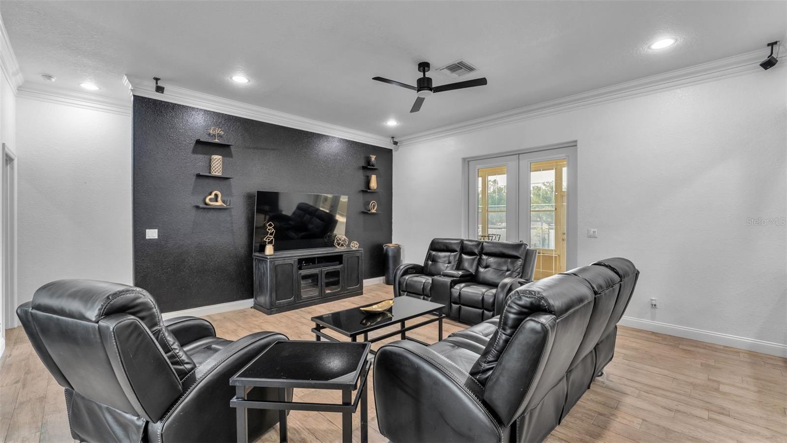 Image 5 of 38 For 629 Orange Valley Lane