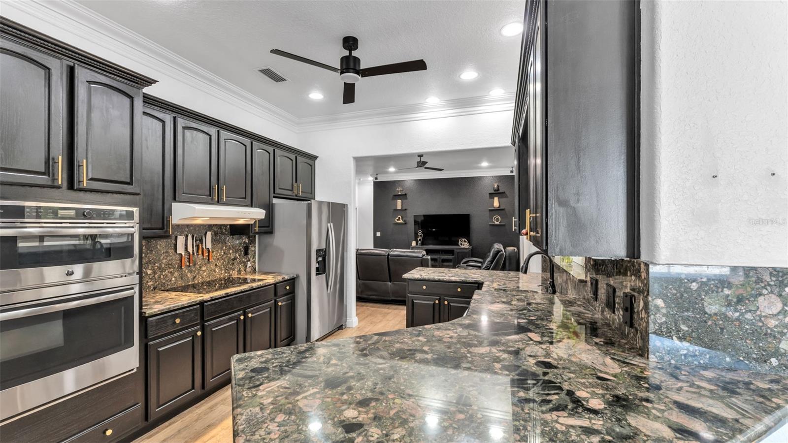 Image 7 of 38 For 629 Orange Valley Lane