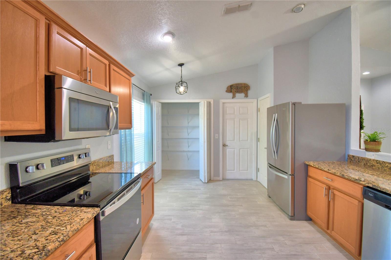 Image 16 of 79 For 4970 Mandolin Court