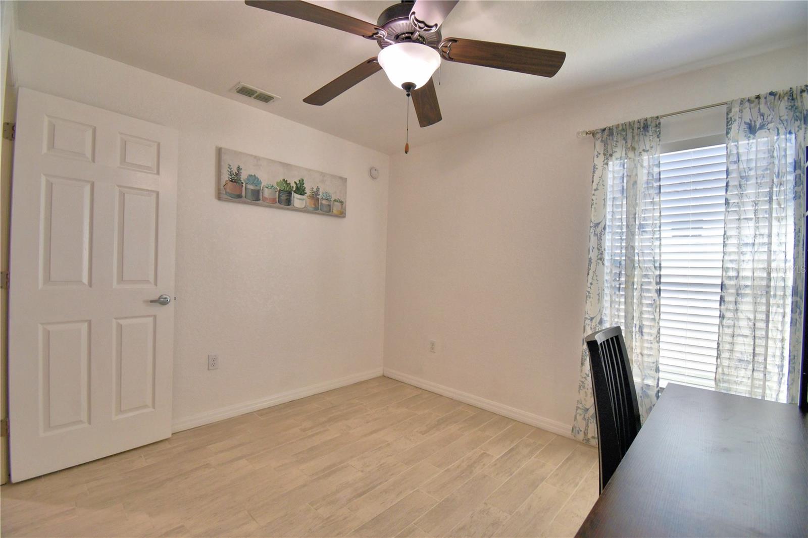 Image 40 of 79 For 4970 Mandolin Court