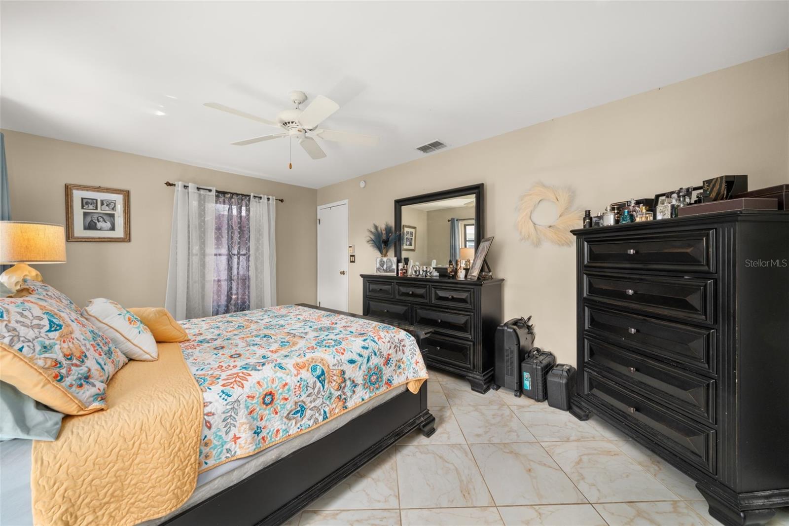 Image 19 of 43 For 4201 Westminster Road