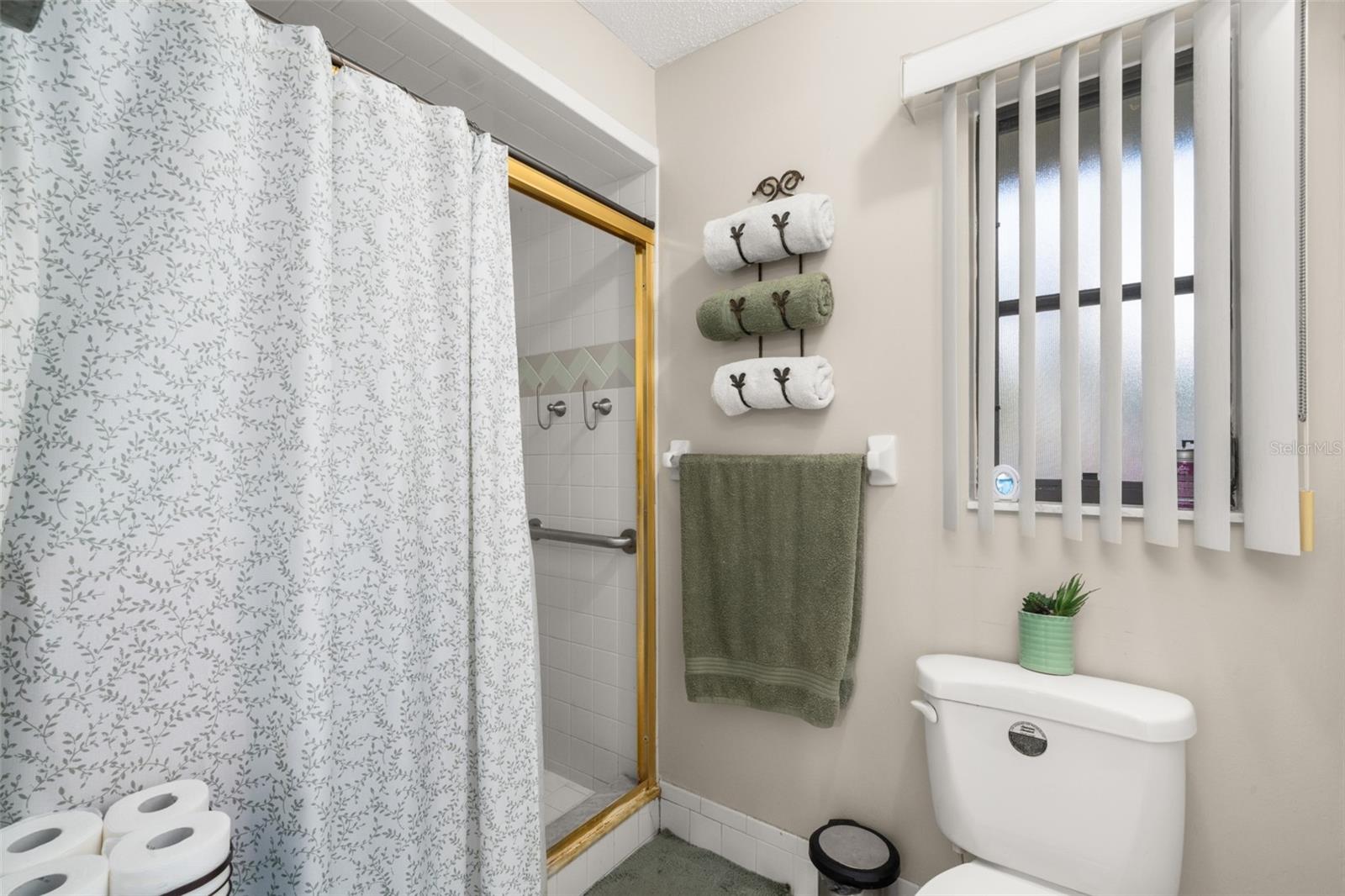 Image 21 of 43 For 4201 Westminster Road