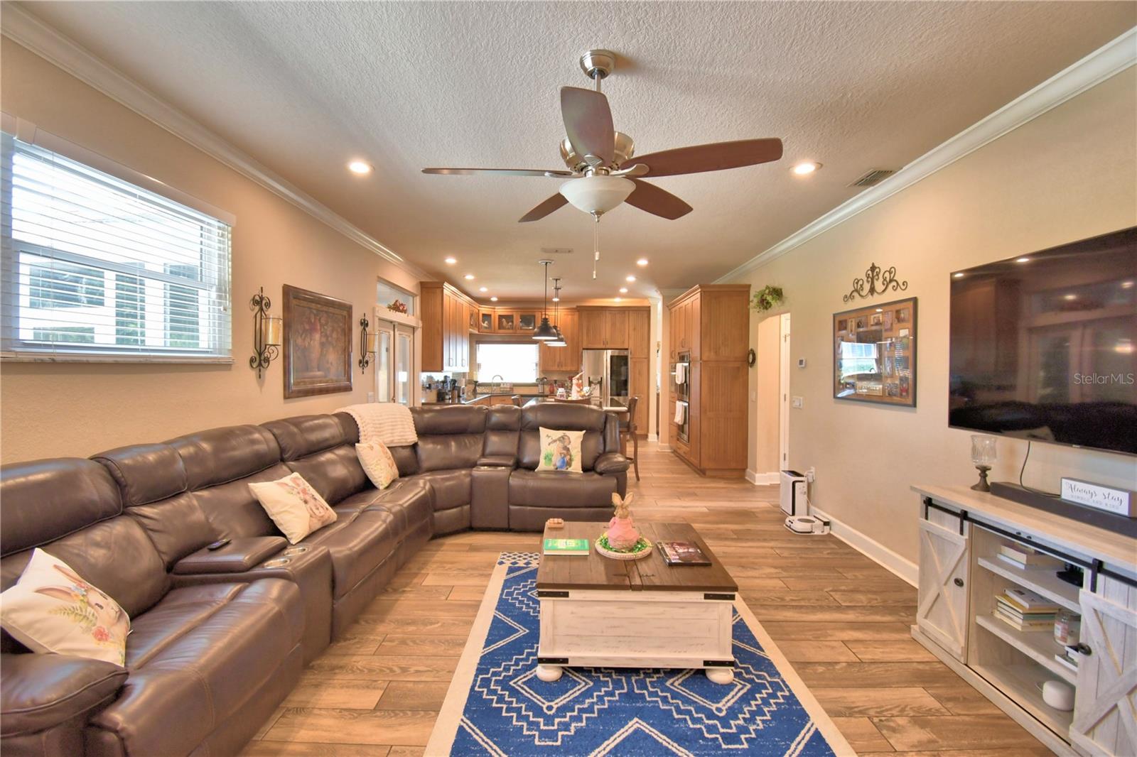 Image 25 of 85 For 2000 Lake Ariana Boulevard