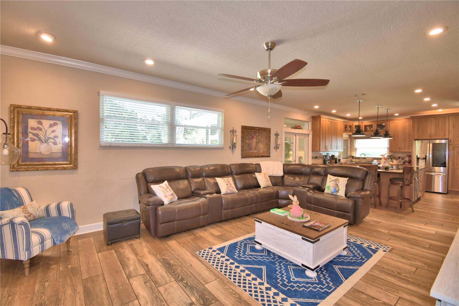 Image 26 of 85 For 2000 Lake Ariana Boulevard