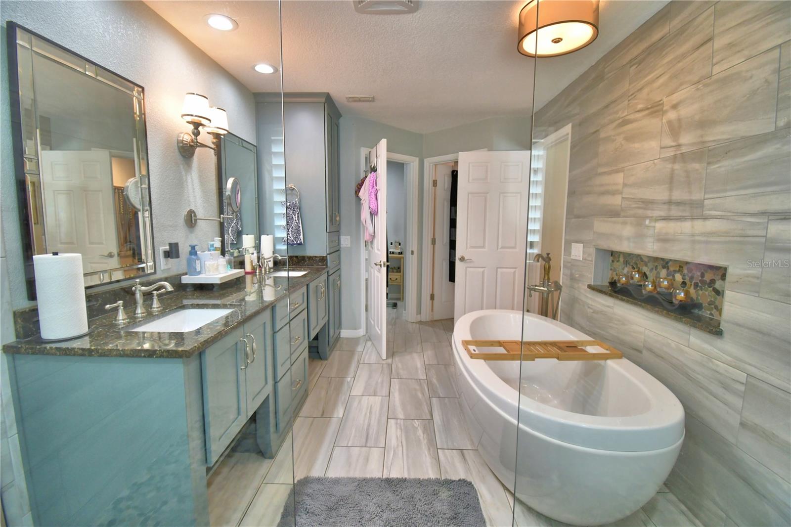 Image 55 of 85 For 2000 Lake Ariana Boulevard