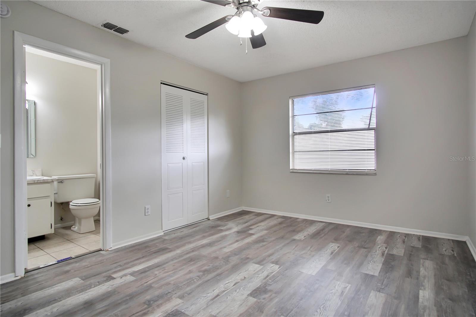 Image 11 of 21 For 2287 Avenue G Nw  Unit B