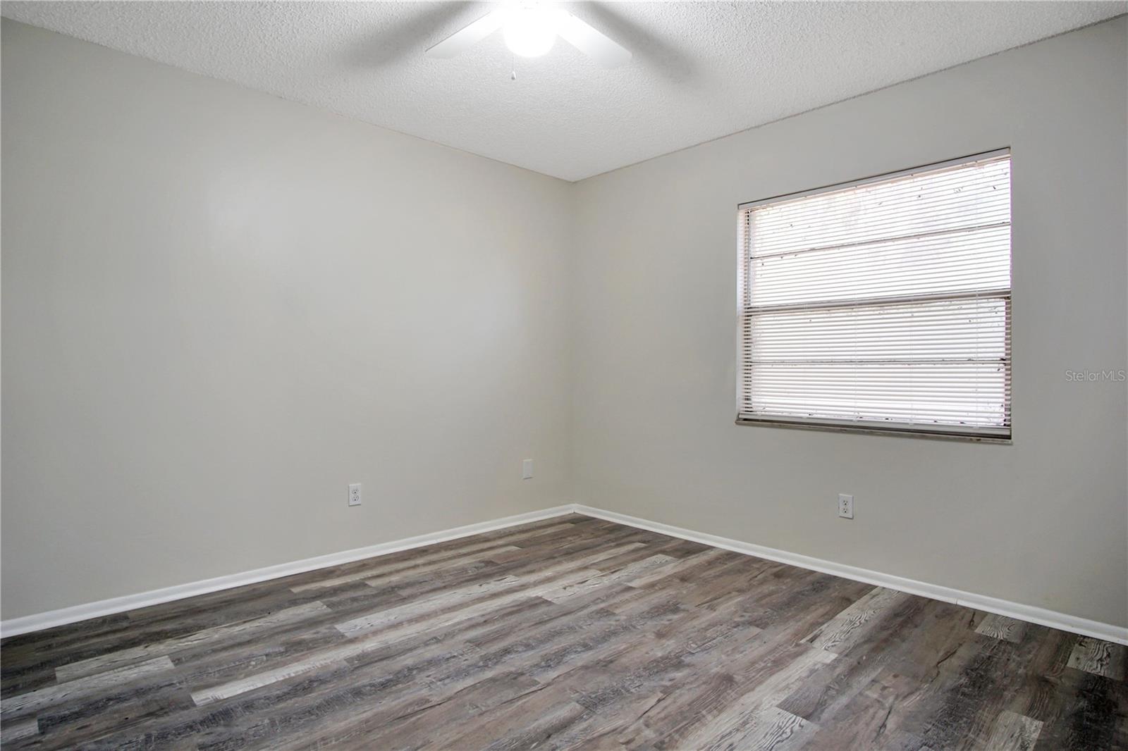 Image 14 of 21 For 2287 Avenue G Nw  Unit B