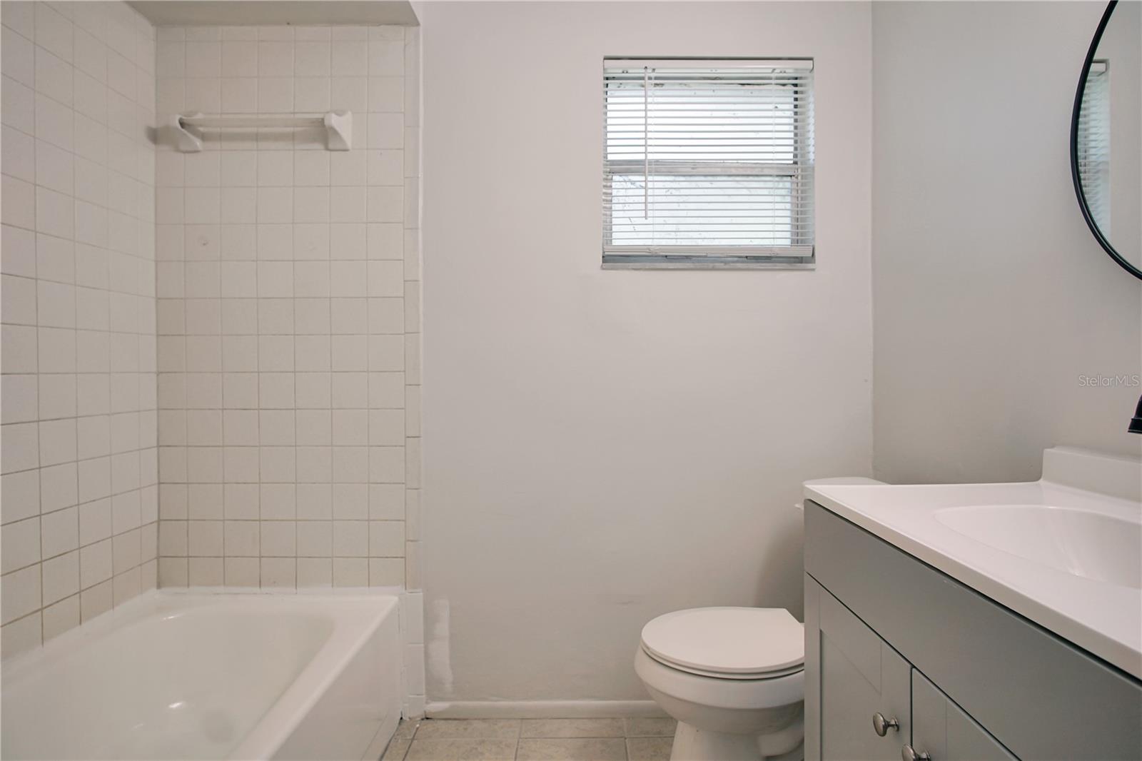 Image 17 of 21 For 2287 Avenue G Nw  Unit B