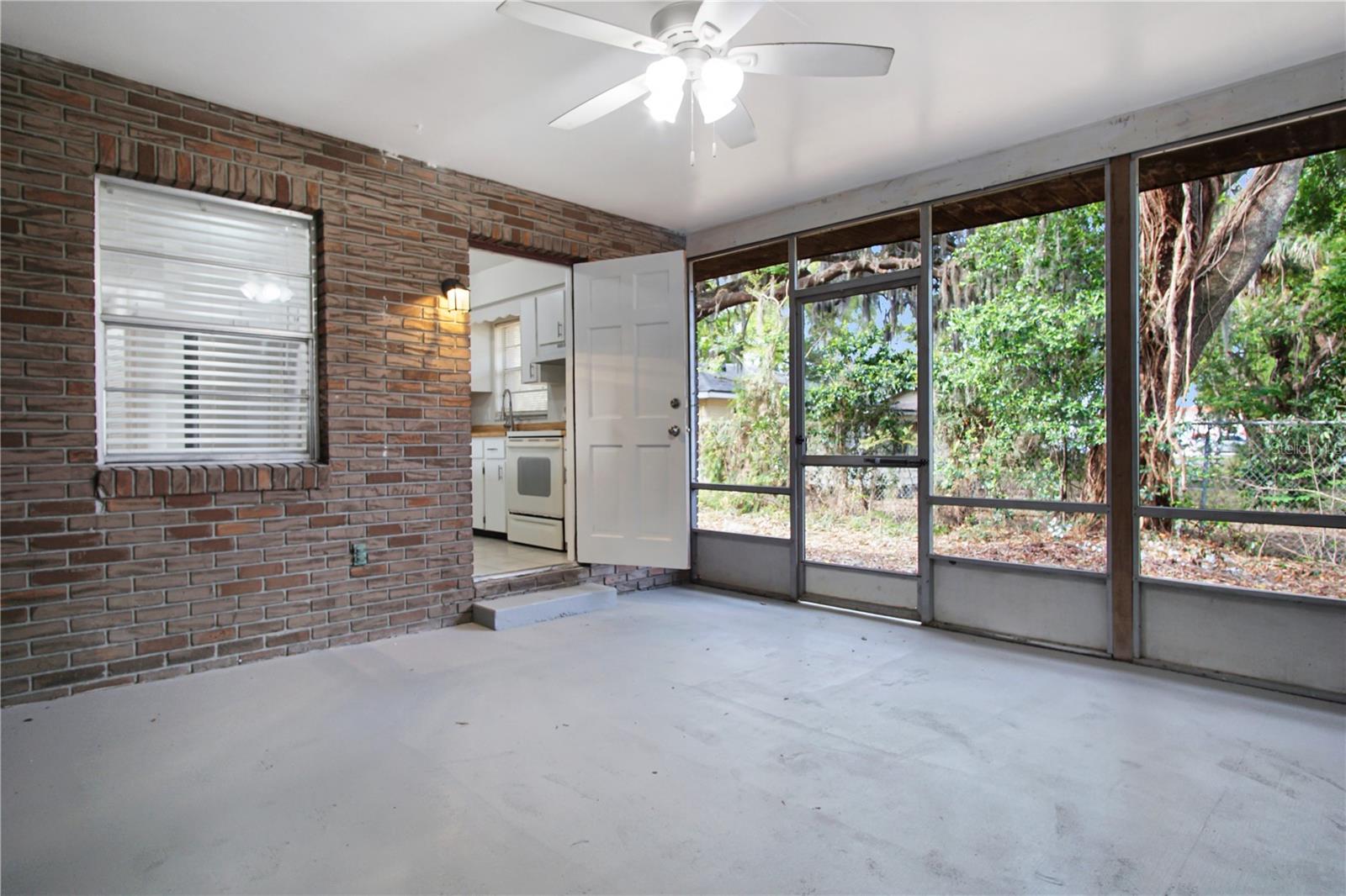 Image 20 of 21 For 2287 Avenue G Nw  Unit B