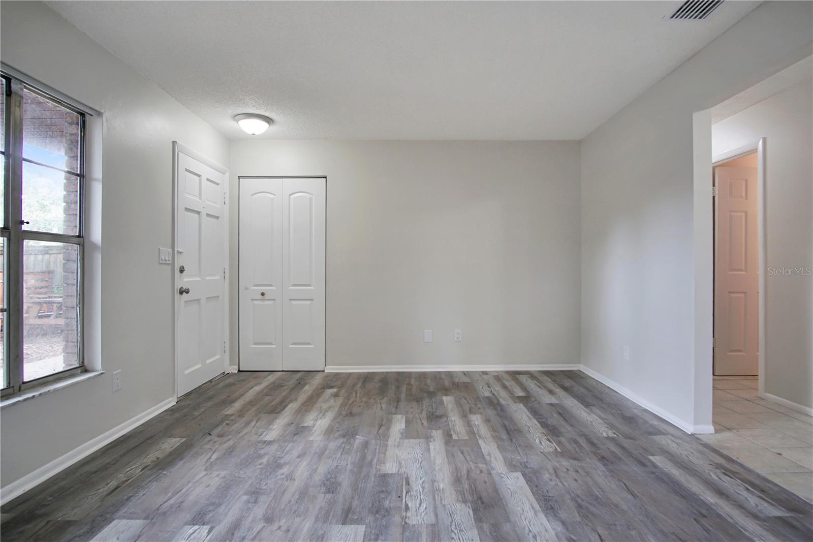 Image 9 of 21 For 2287 Avenue G Nw  Unit B