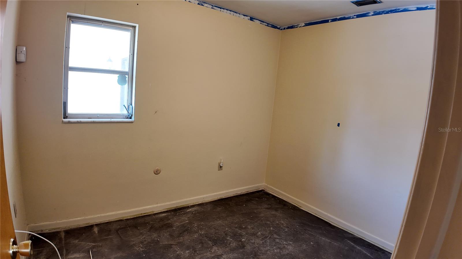 Image 9 of 27 For 5026 Socrum Loop Road