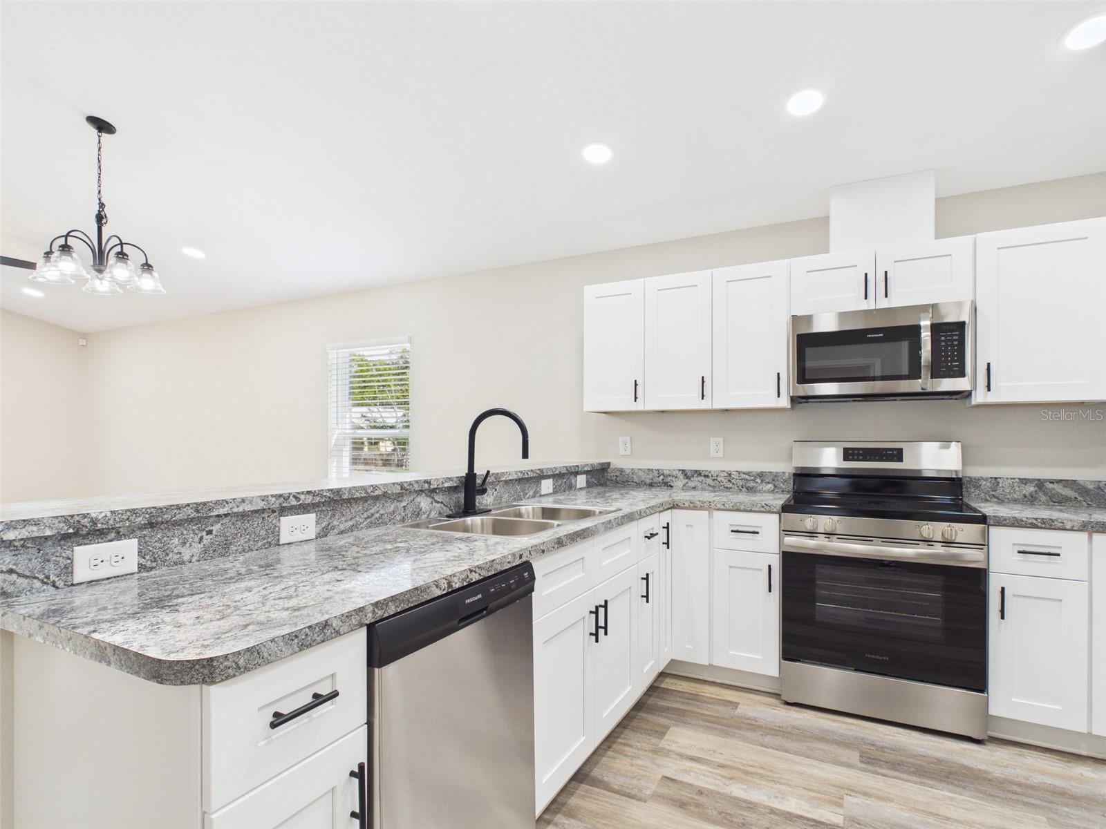 Image 6 of 31 For 1347 Providence Road