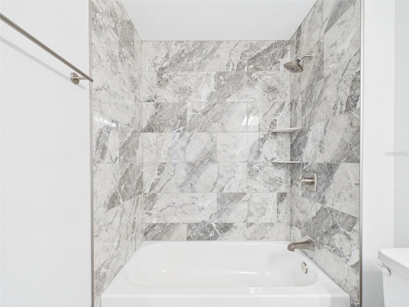 Image 10 of 27 For 837 Lincoln Avenue