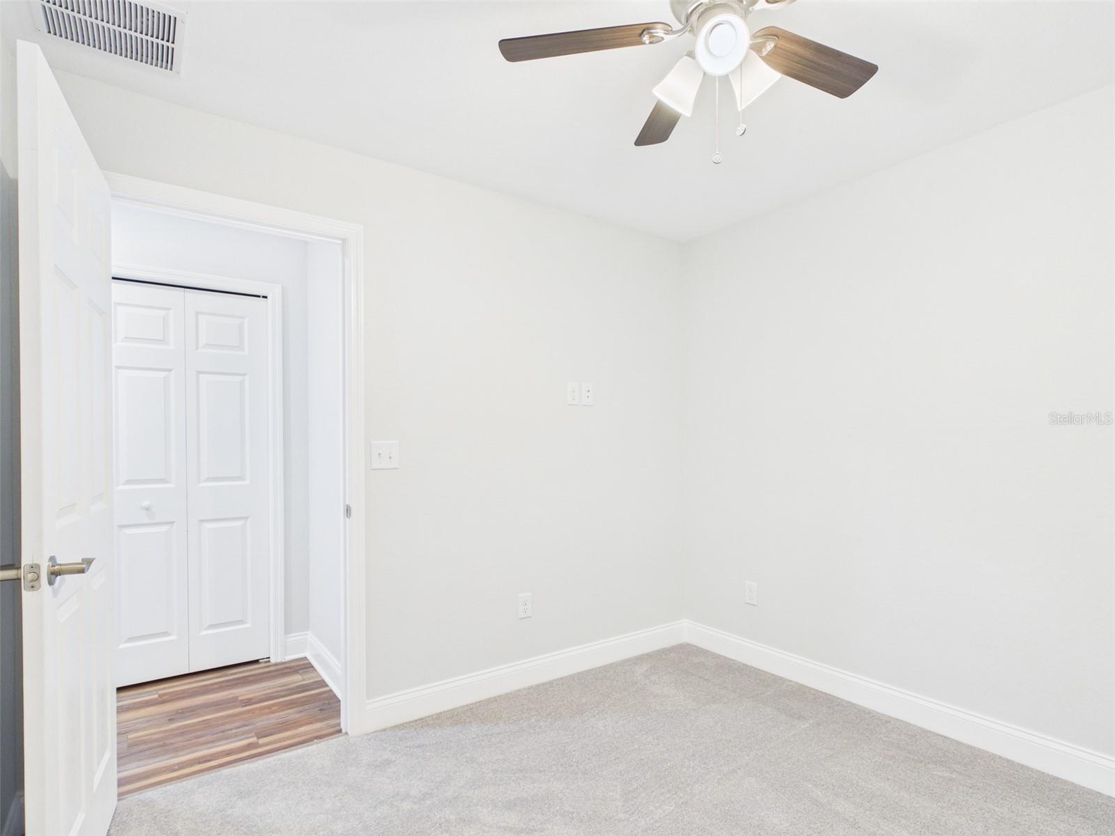 Image 15 of 27 For 837 Lincoln Avenue