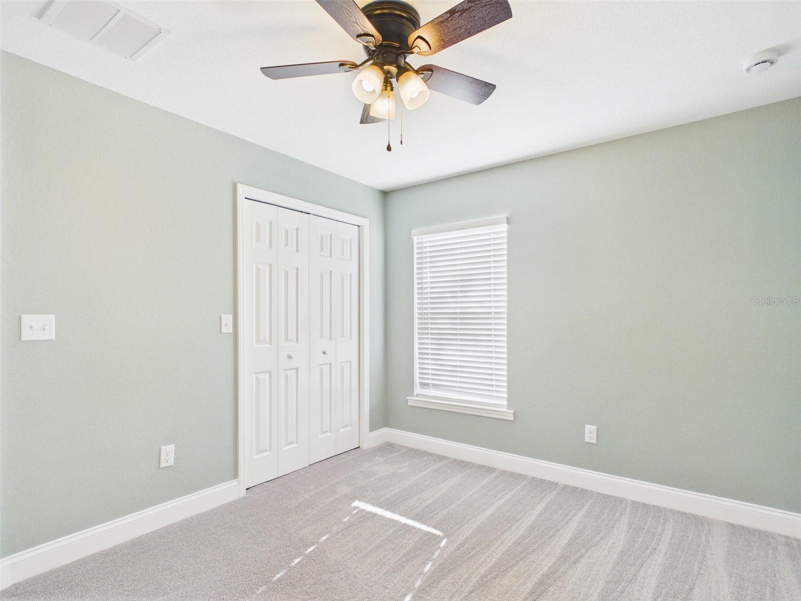 Image 16 of 30 For 723 Adams Street