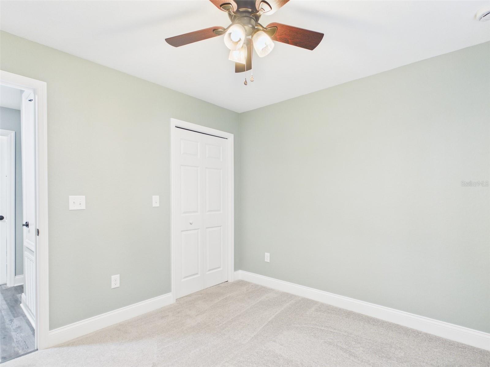 Image 20 of 30 For 723 Adams Street