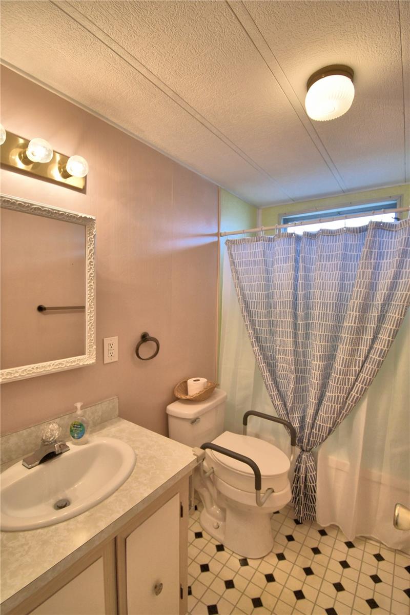 Image 25 of 65 For 4607 Balsawood Street