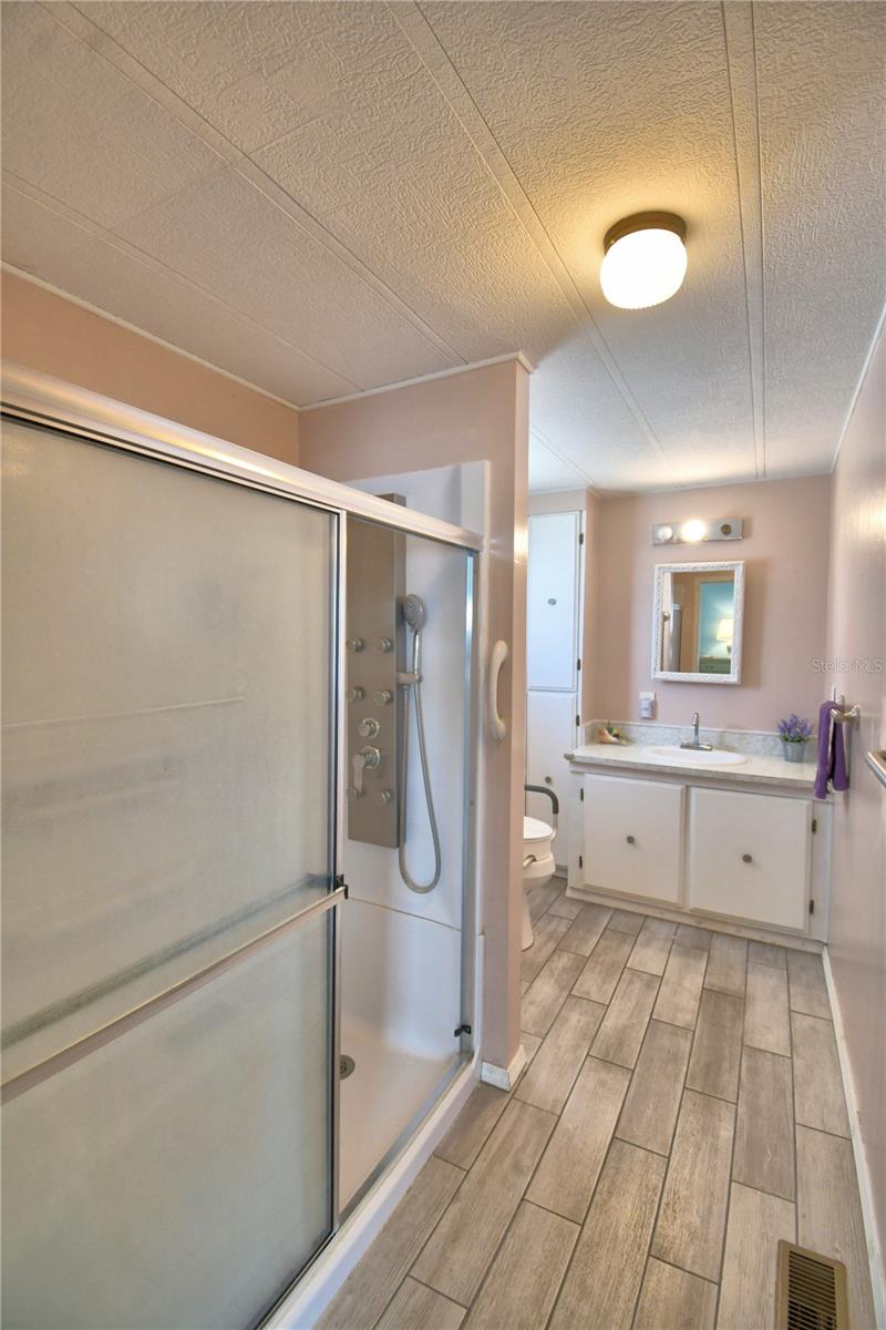 Image 38 of 65 For 4607 Balsawood Street