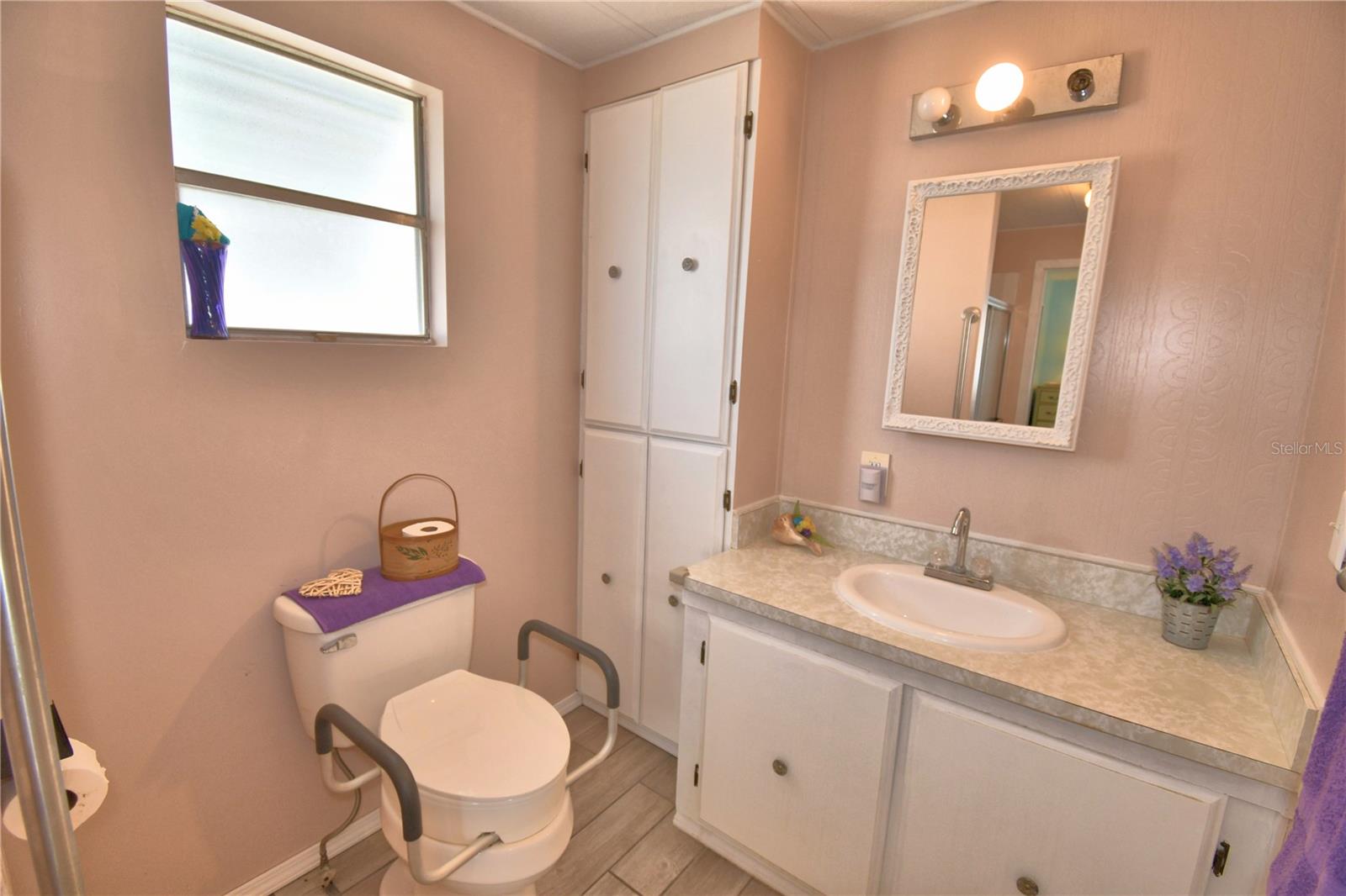 Image 41 of 65 For 4607 Balsawood Street