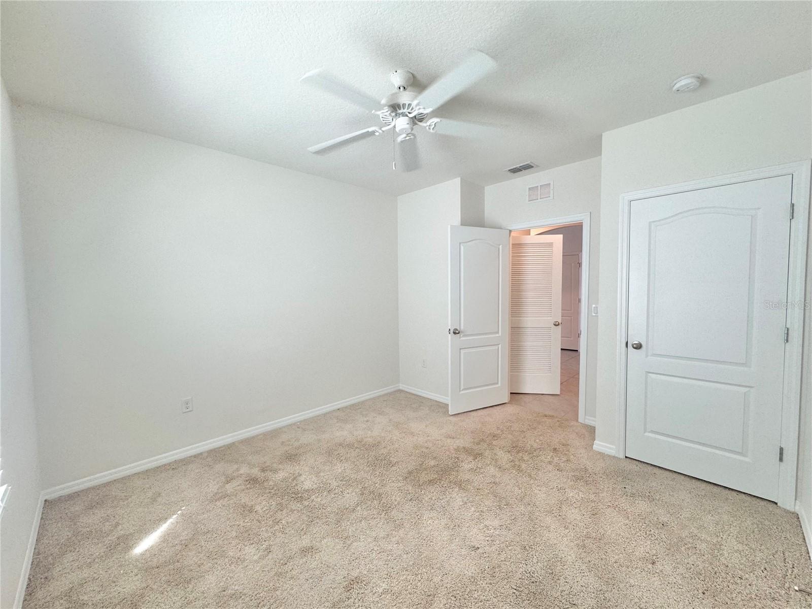 Image 23 of 31 For 632 Autumn Stream Drive