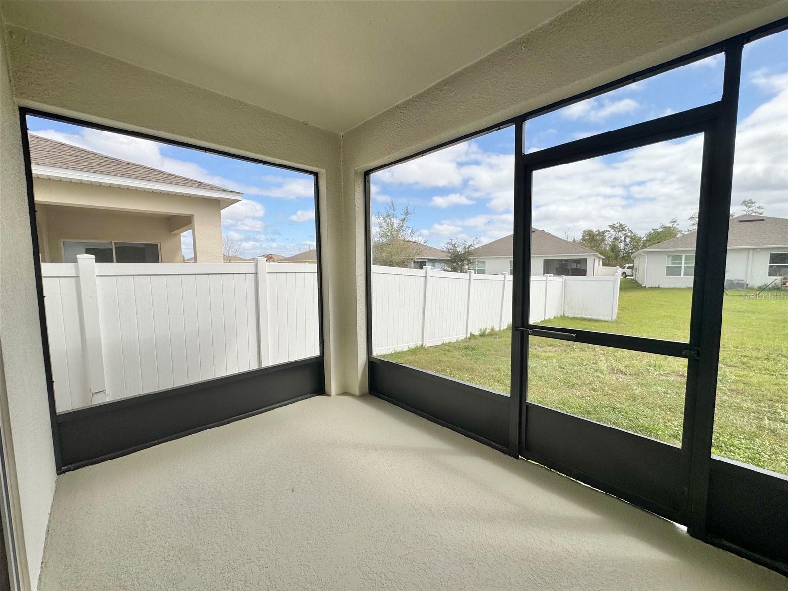 Image 24 of 31 For 632 Autumn Stream Drive