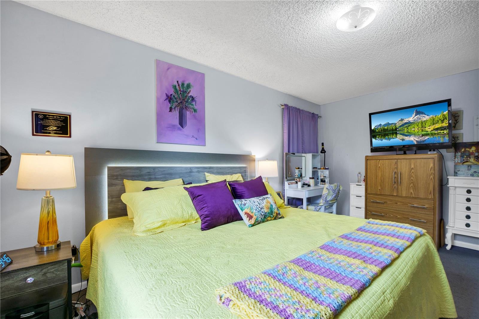 Listing photo id 13 for 603 Sidney Circle