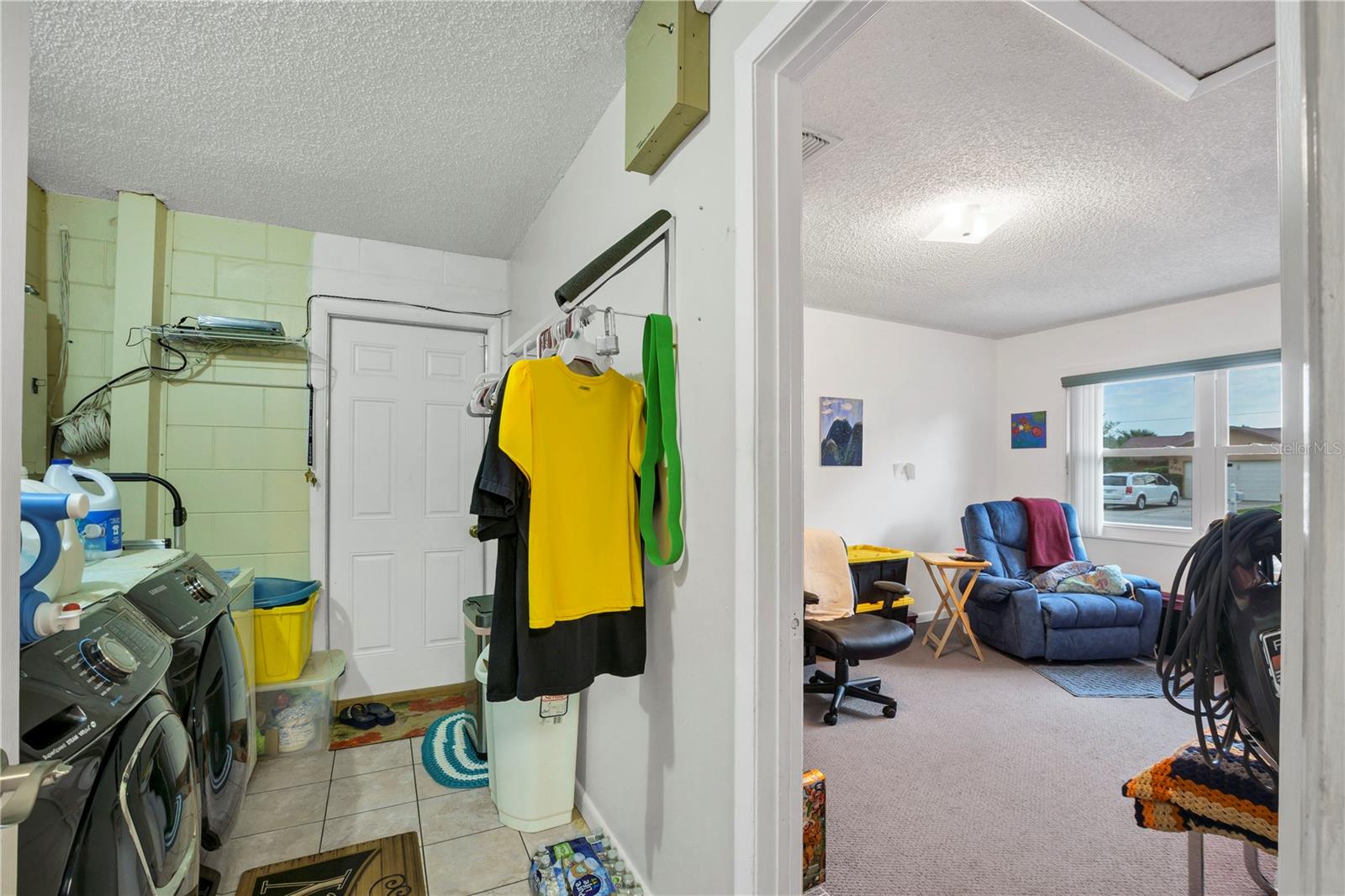 Listing photo id 16 for 603 Sidney Circle