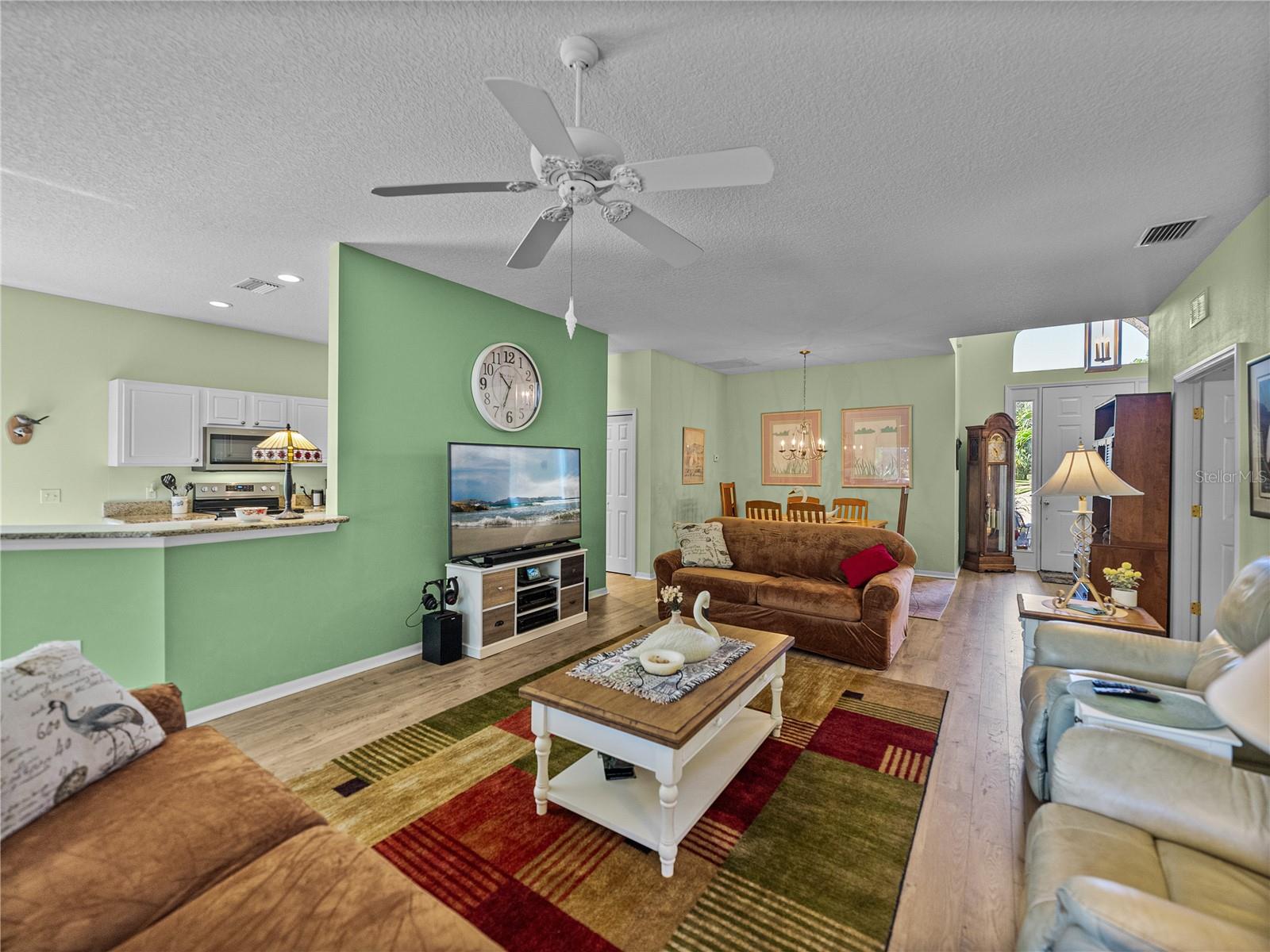 Image 18 of 100 For 4184 Aberdeen Lane