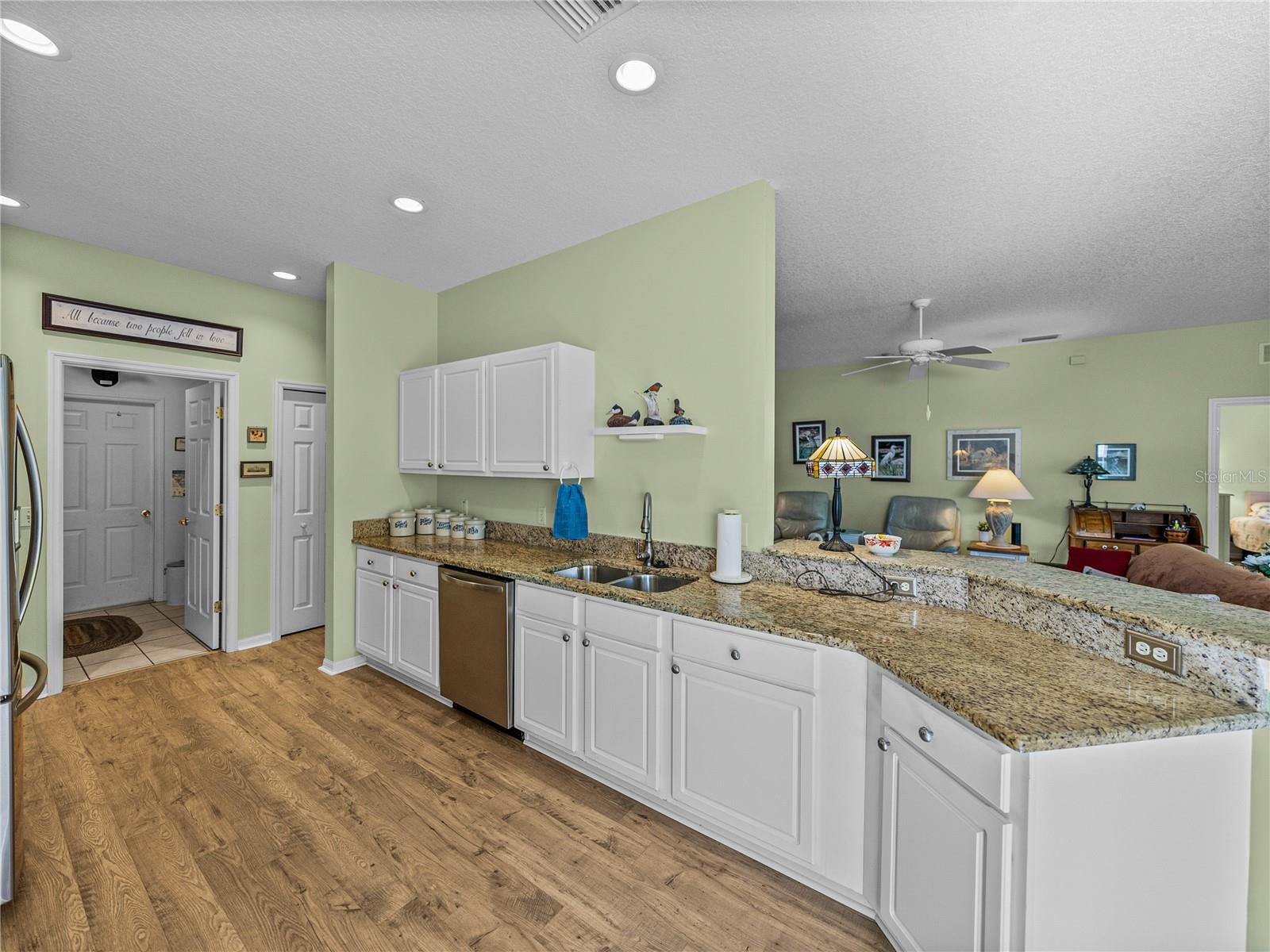 Image 26 of 100 For 4184 Aberdeen Lane