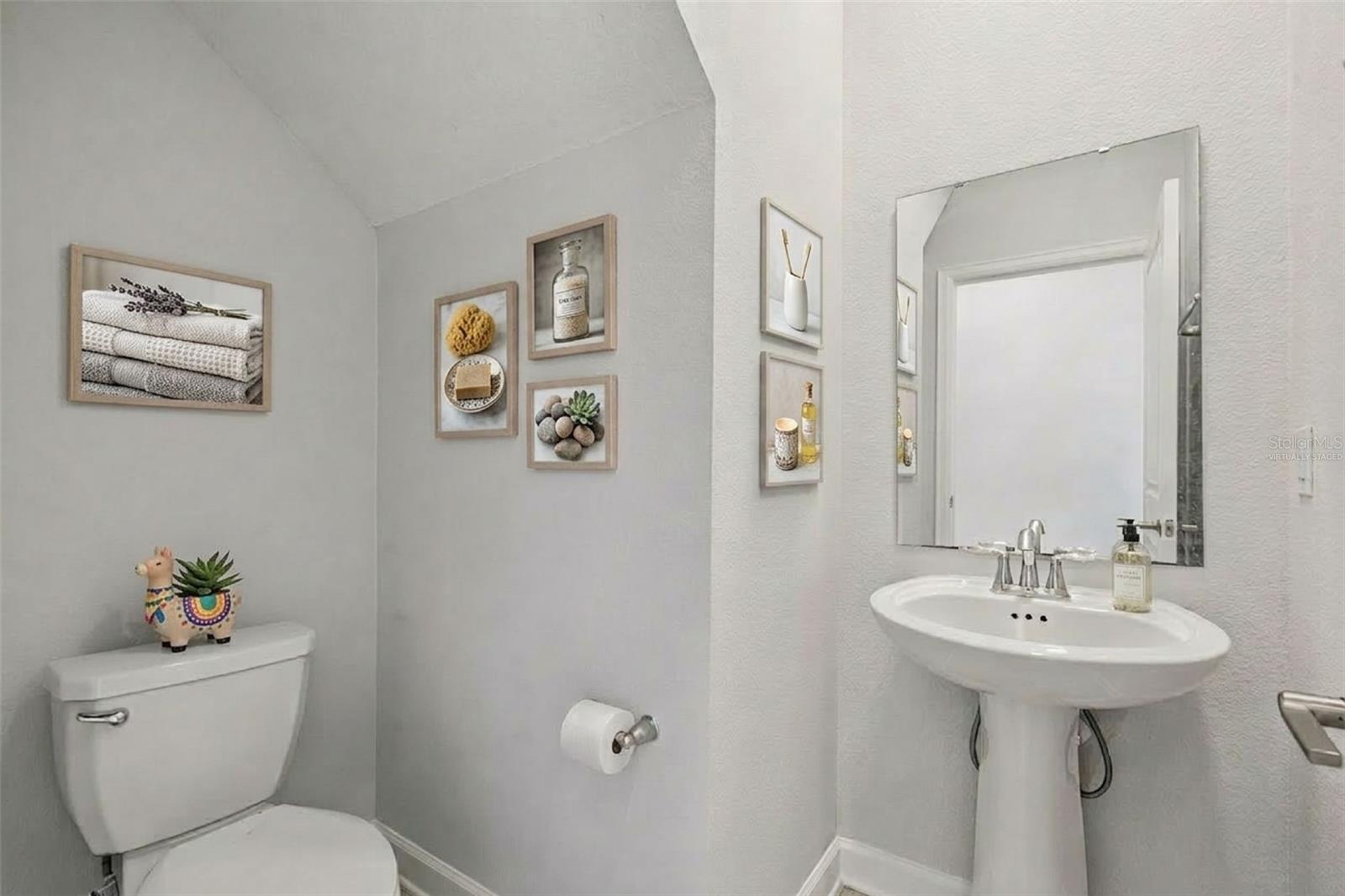 Image 13 of 45 For 4360 Seven Canyons Drive