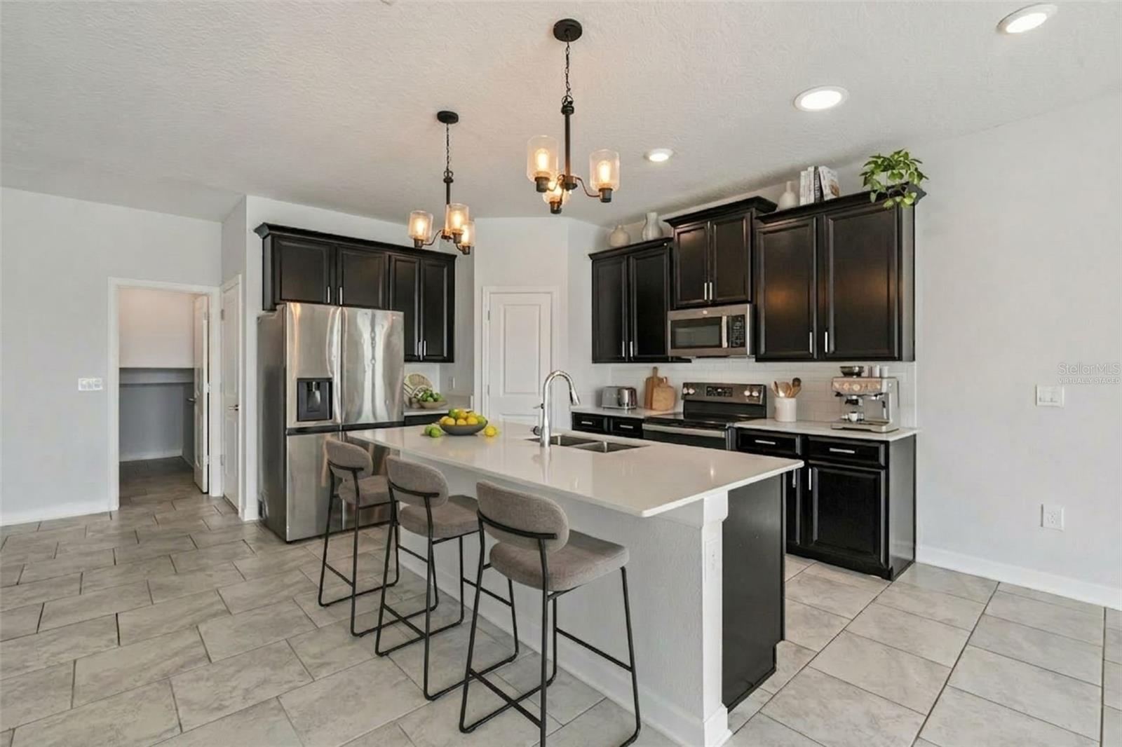 Image 8 of 45 For 4360 Seven Canyons Drive