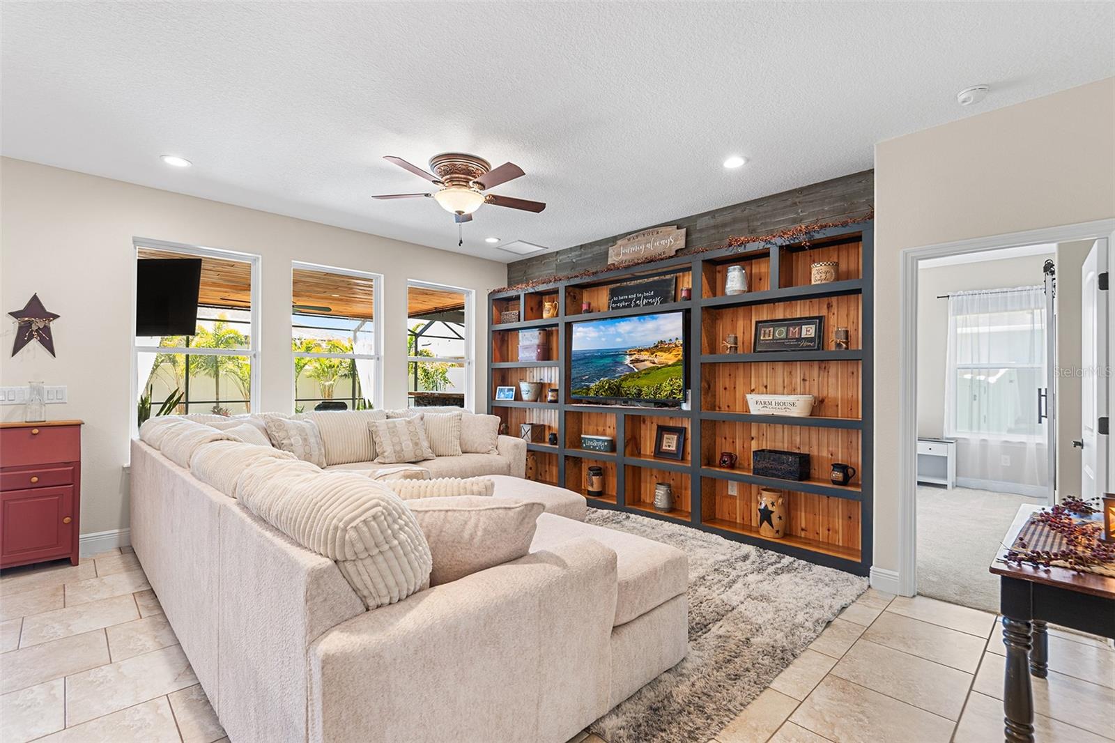 Image 7 of 26 For 189 Magneta Loop