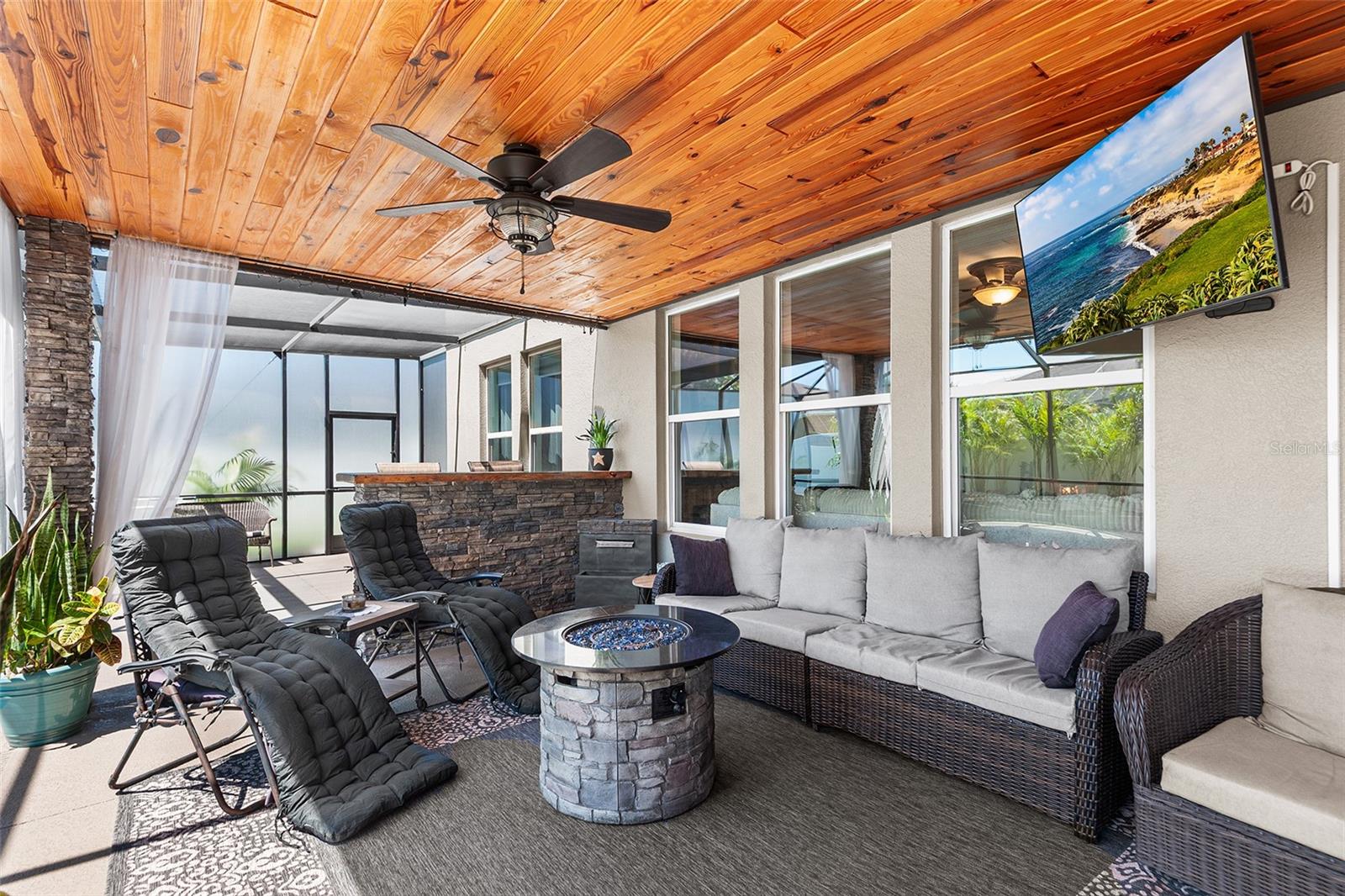 Image 9 of 26 For 189 Magneta Loop