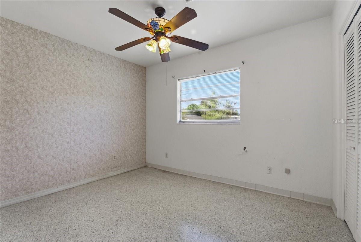 Image 14 of 40 For 3712 Adell Rd