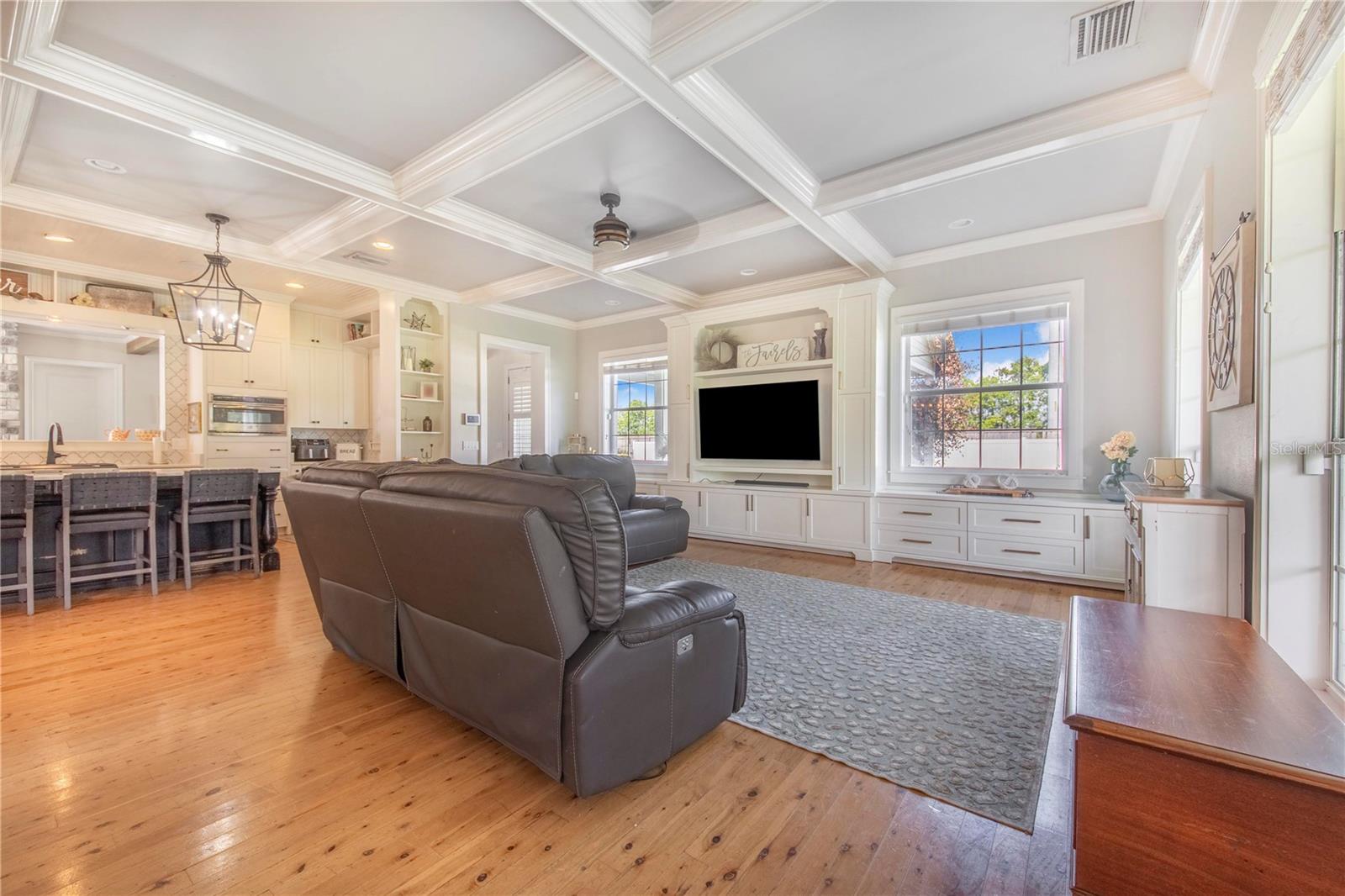 Image 10 of 100 For 6631 Lake Hatchineha Road