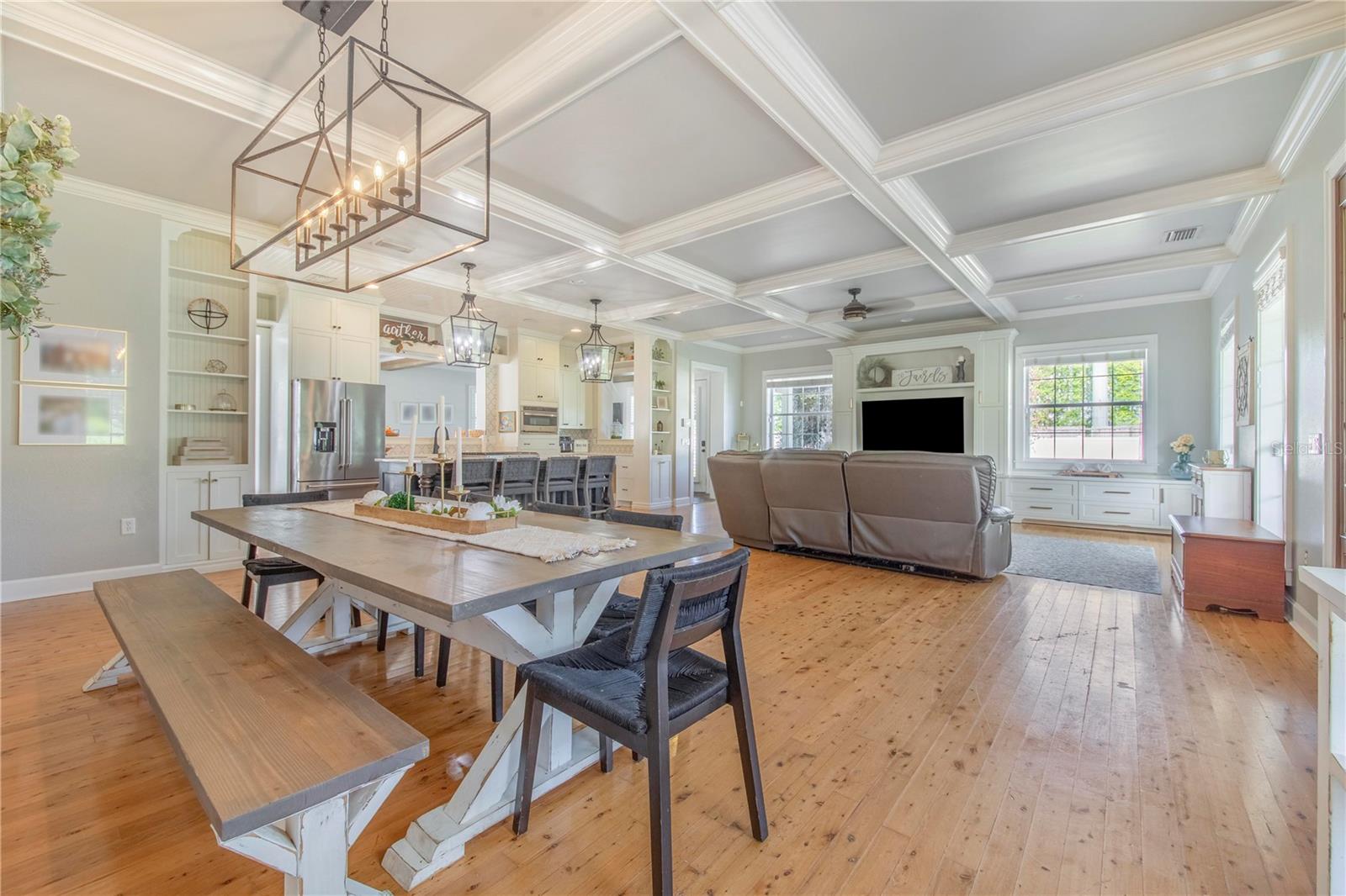 Image 14 of 100 For 6631 Lake Hatchineha Road