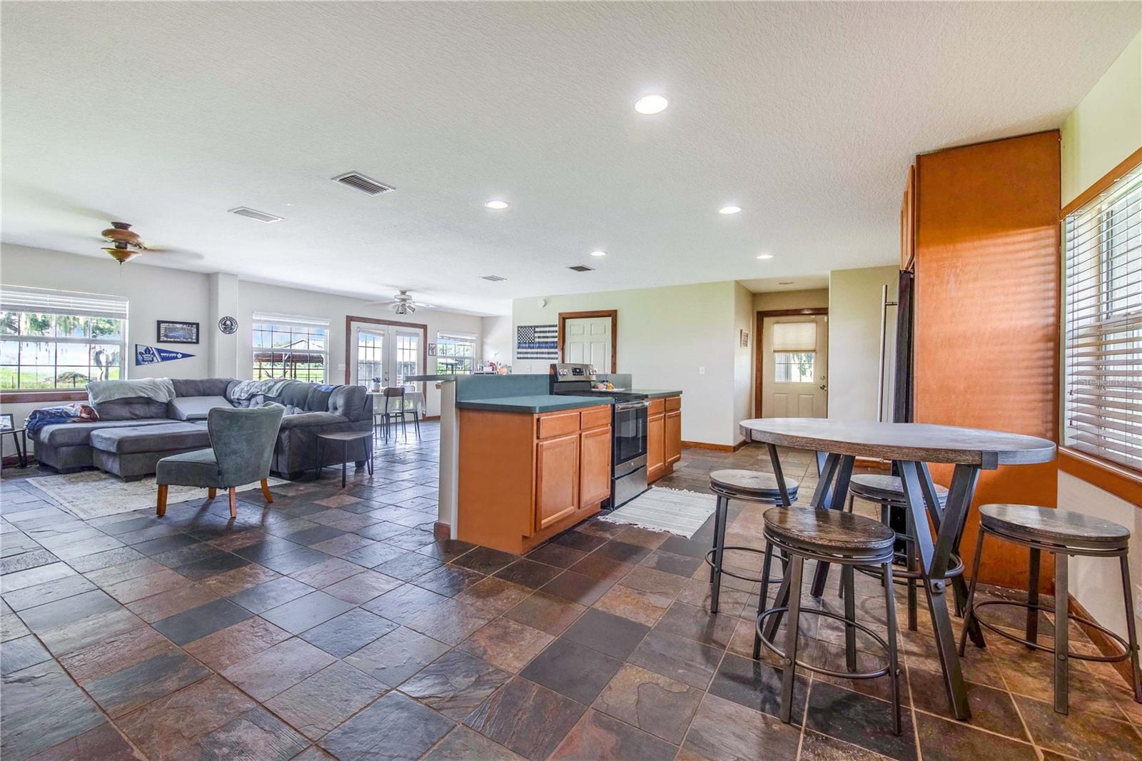 Image 81 of 100 For 6631 Lake Hatchineha Road