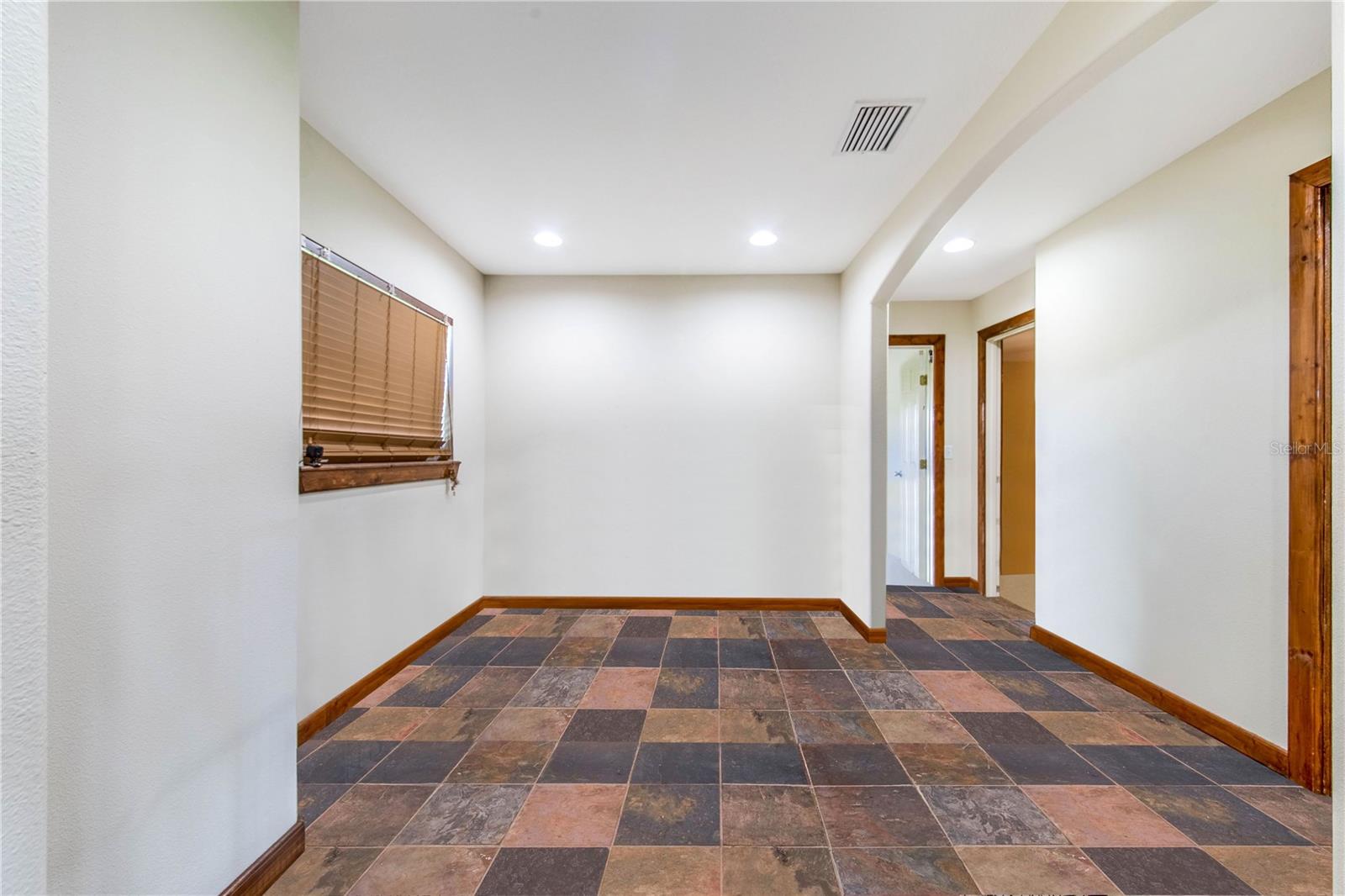 Image 84 of 100 For 6631 Lake Hatchineha Road