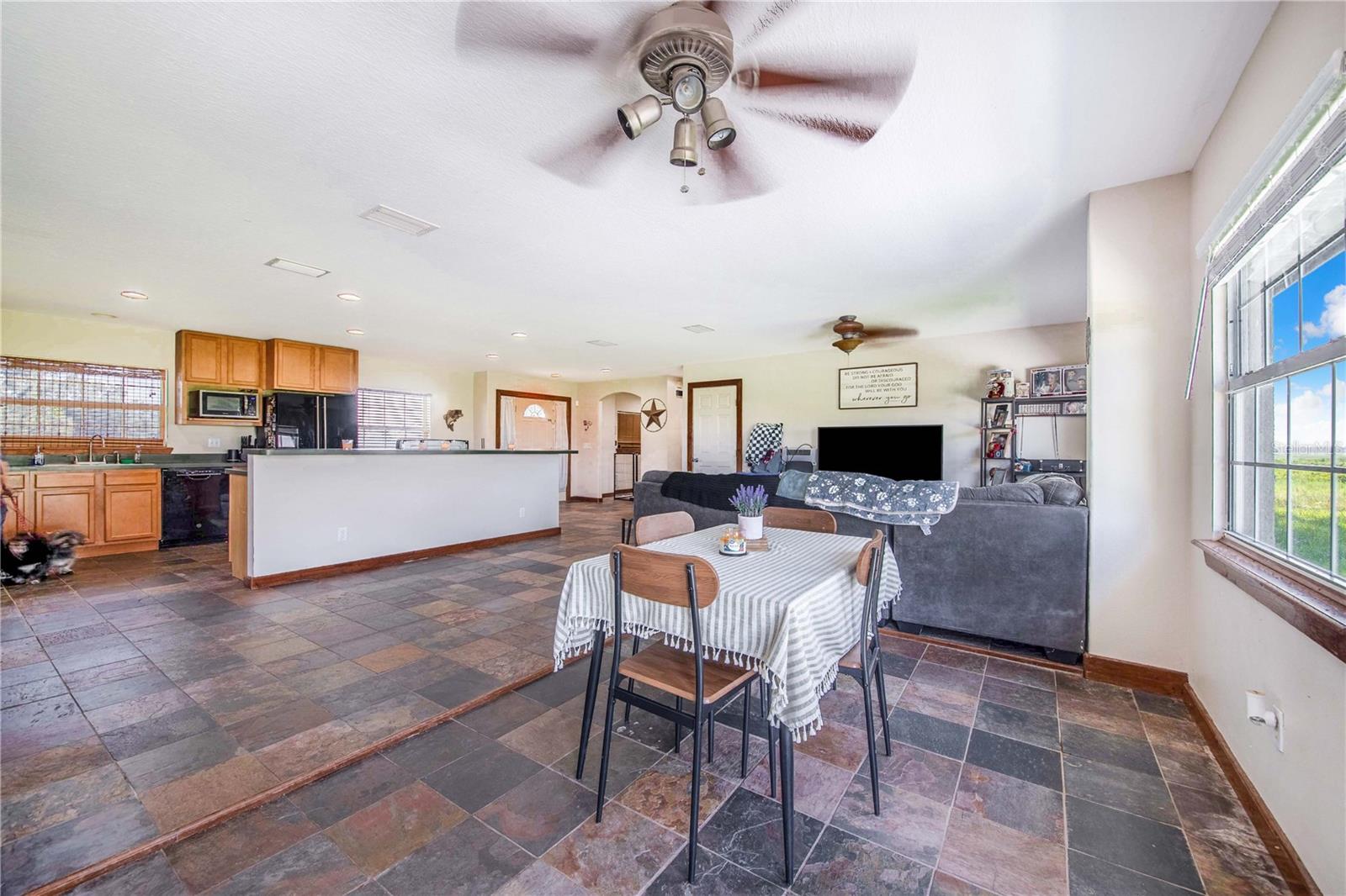 Image 88 of 100 For 6631 Lake Hatchineha Road