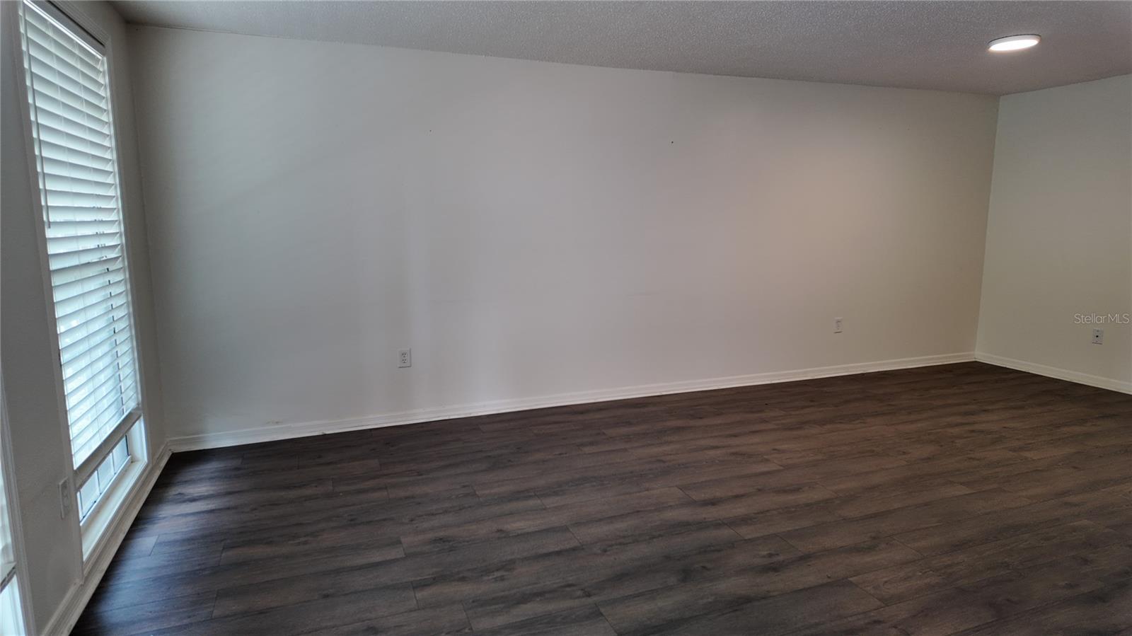 Image 7 of 10 For 5850 Cypress Gardens Boulevard 302