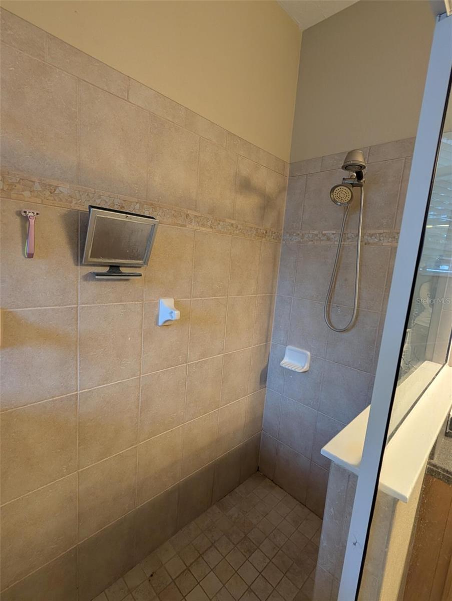 Image 28 of 55 For 725 Auburn Preserve Boulevard