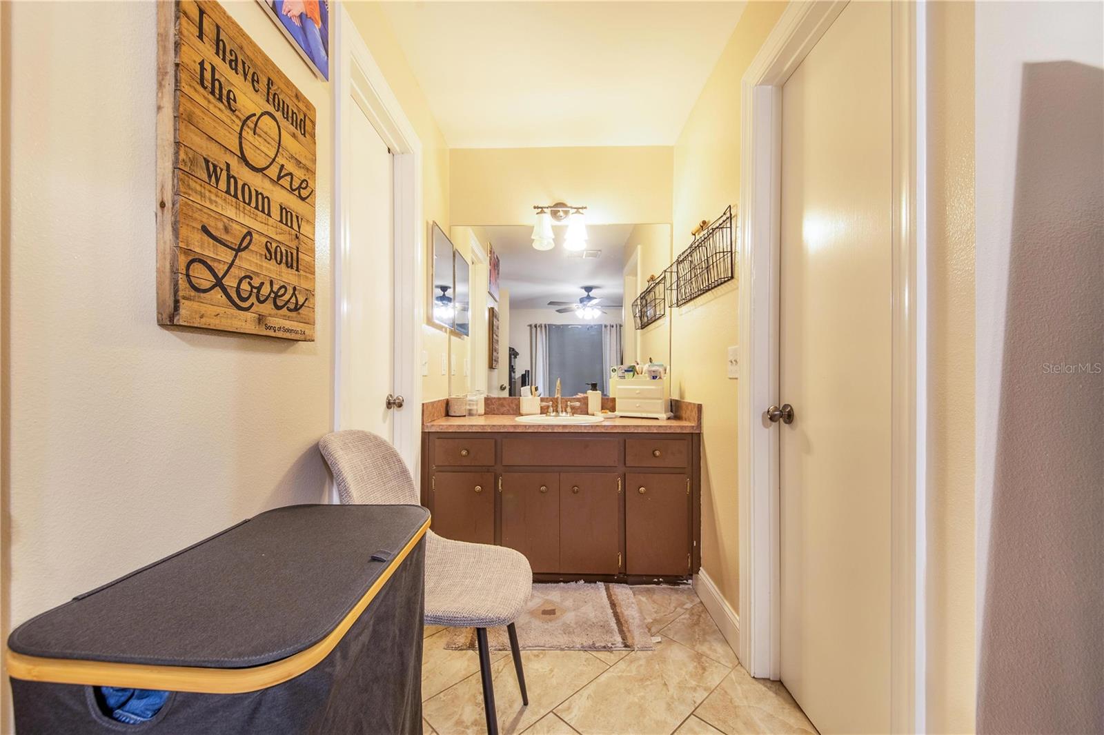 Image 13 of 37 For 2569 Cedarwood Drive